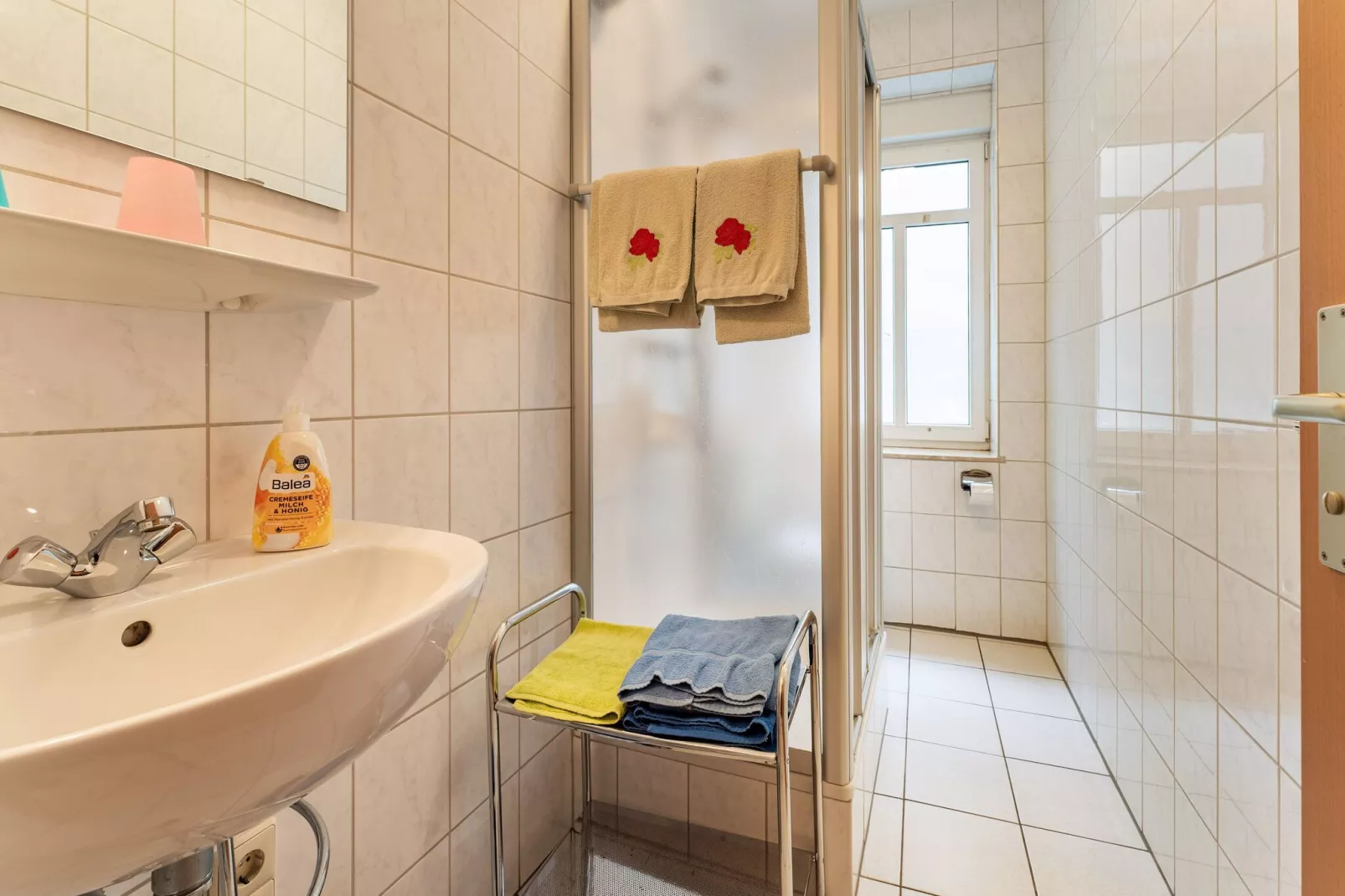Ferien-Weingut Kirch-Bathroom
