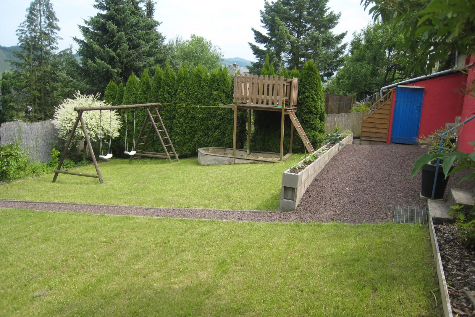 Haus Moselblick-Gärten Sommer
