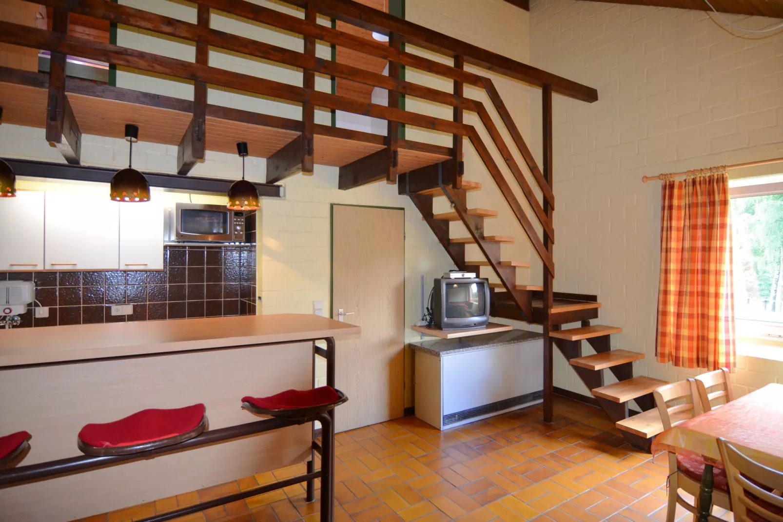 Biberbau-Dining room