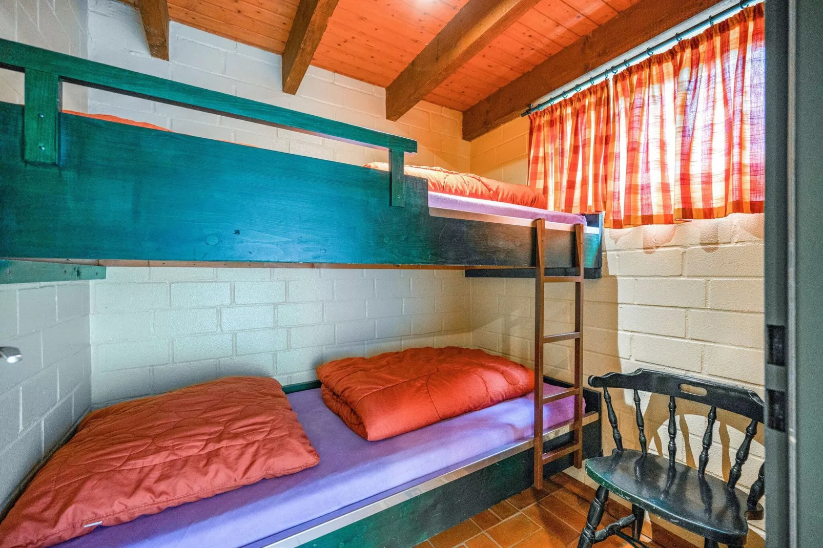 Fuchsbau-Schlafzimmer