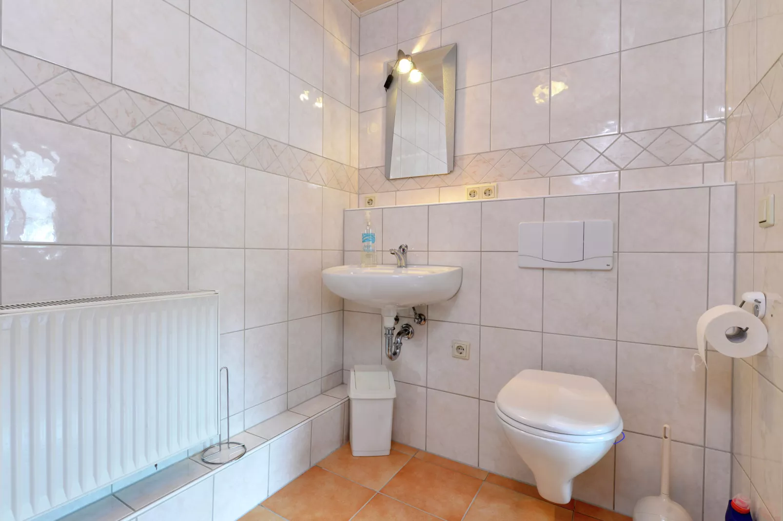 Elpetal-Bathroom