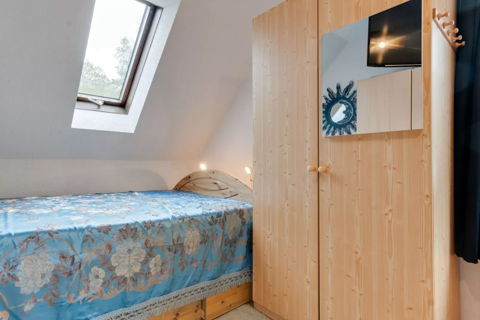 Olsberg-Elpe-Bedroom