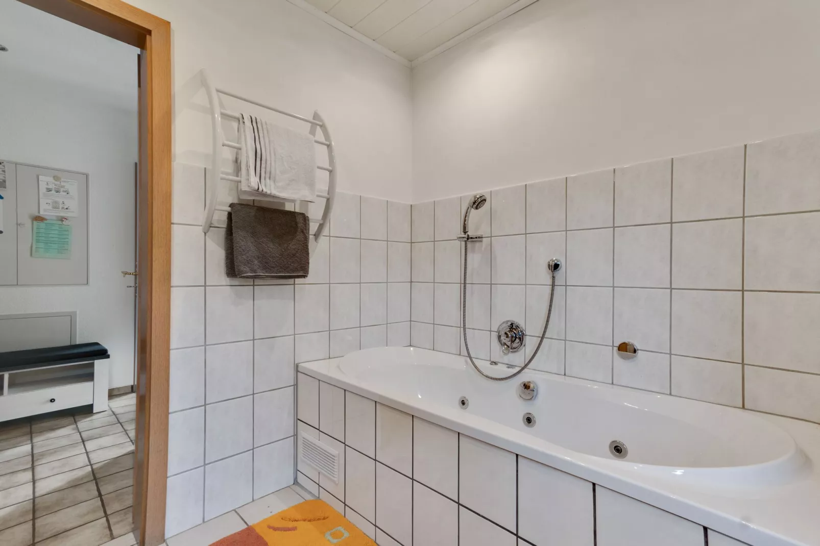 Olsberg-Elpe-Bathroom