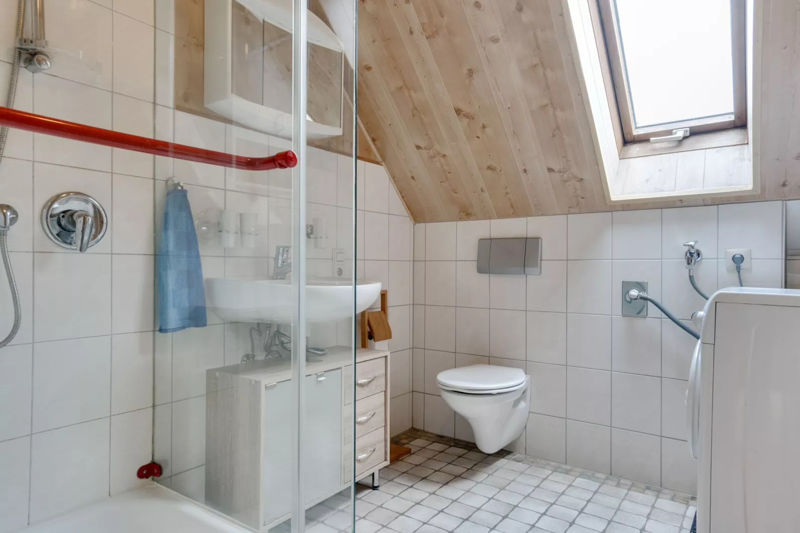 Olsberg-Elpe-Bathroom