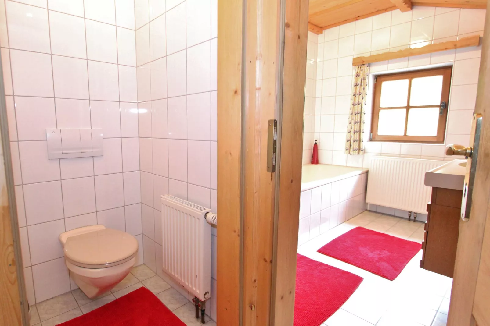 Am Berg-Bathroom