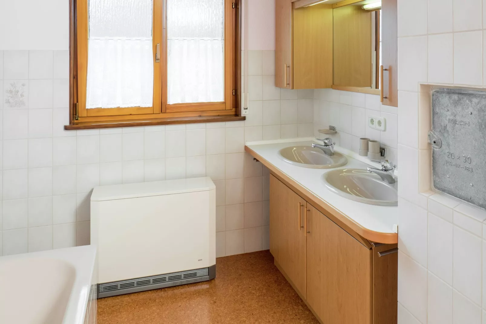 Marianne-Bathroom