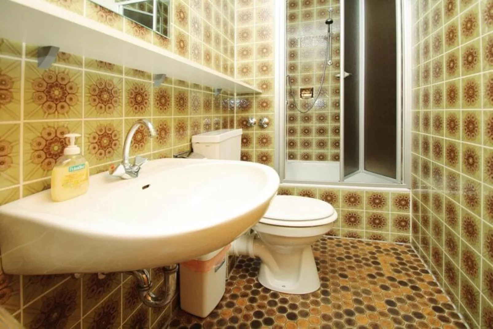Jagdkopf 1 OG-Bathroom