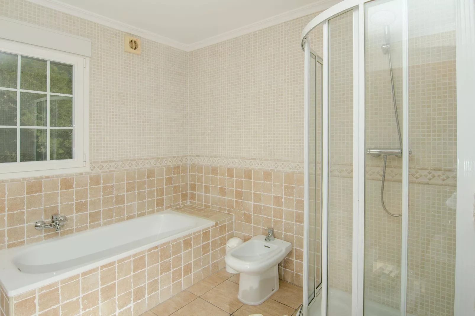 Villa La Brisa-Bathroom