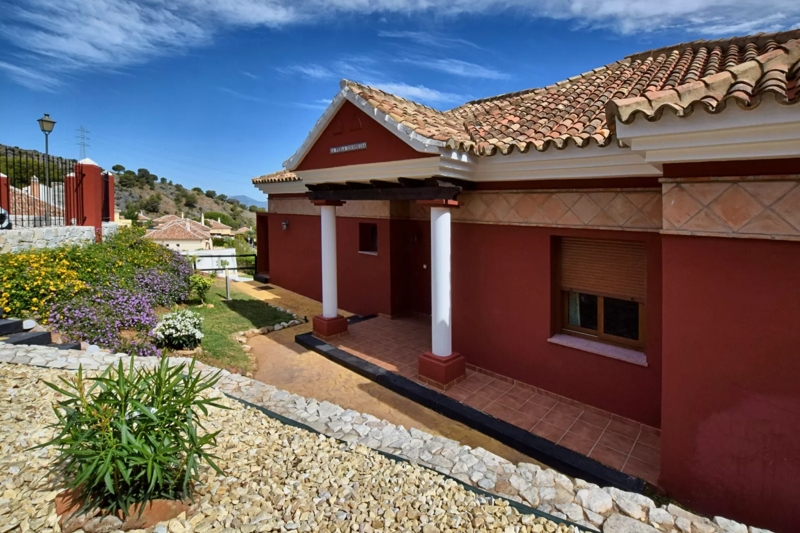 La Perla Escondida-Exterior summer