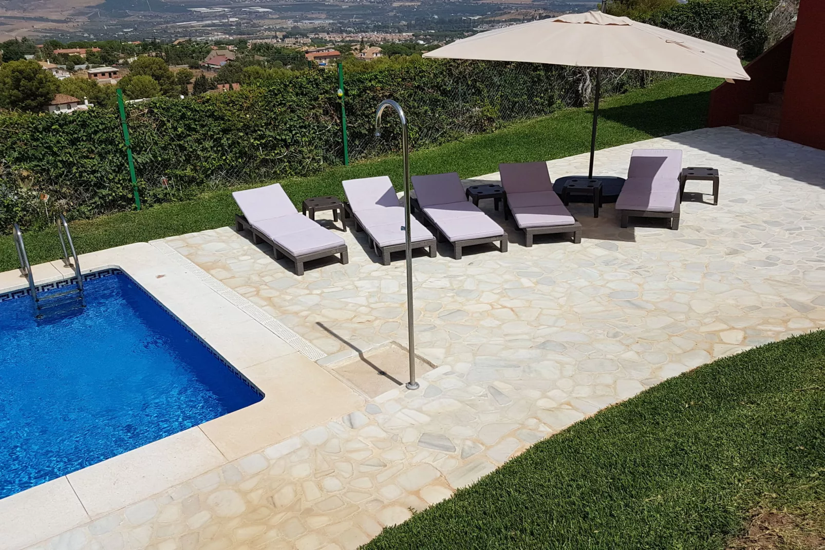 La Perla Escondida-Gardens summer