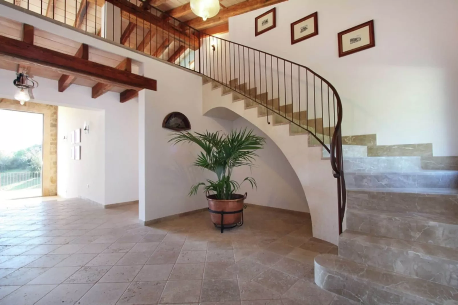 Holandis-Reception hall