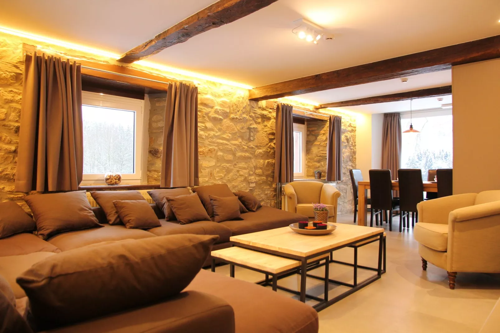 Ondenval-Living room