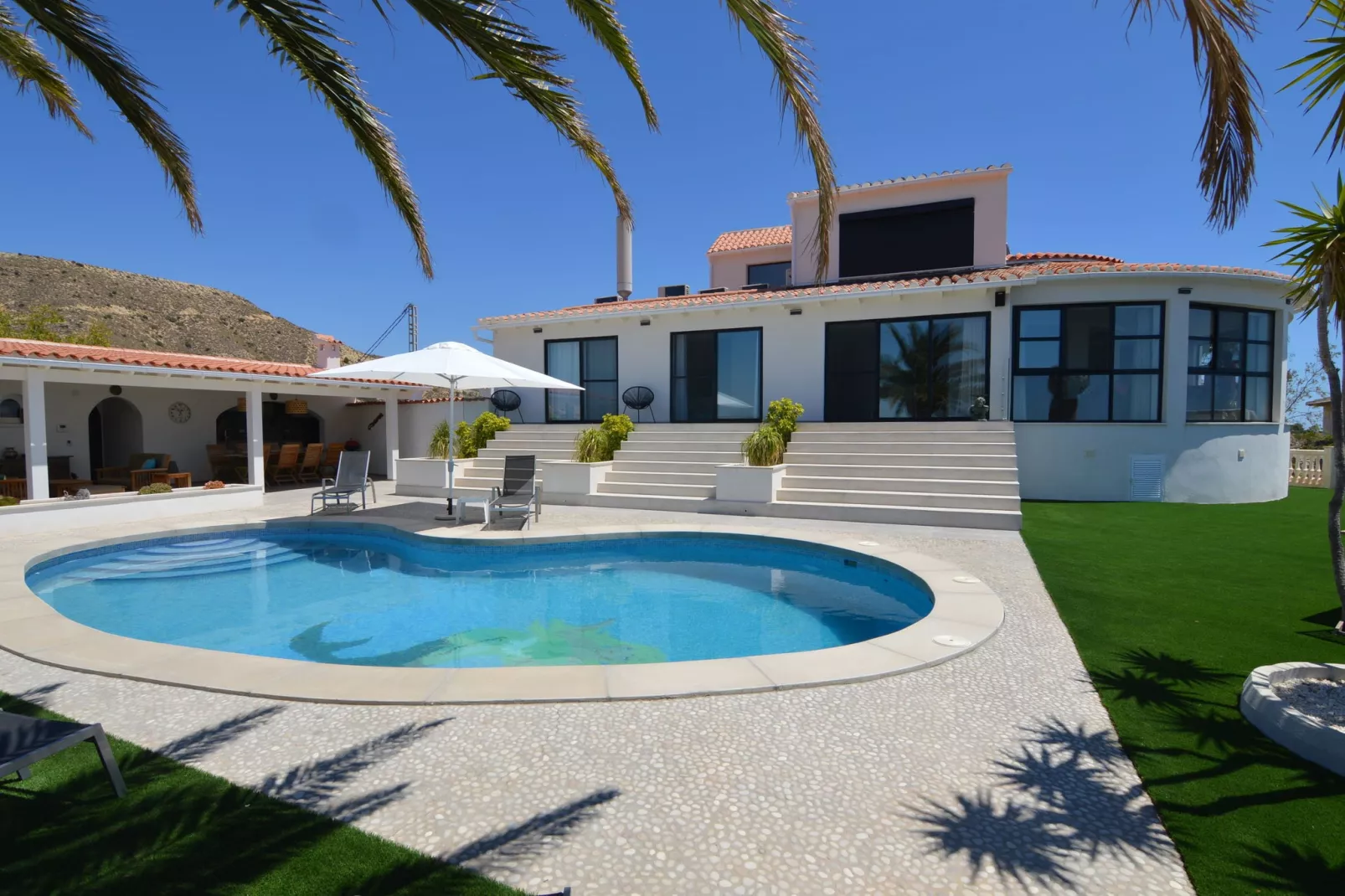 La Sirena-Exterior summer