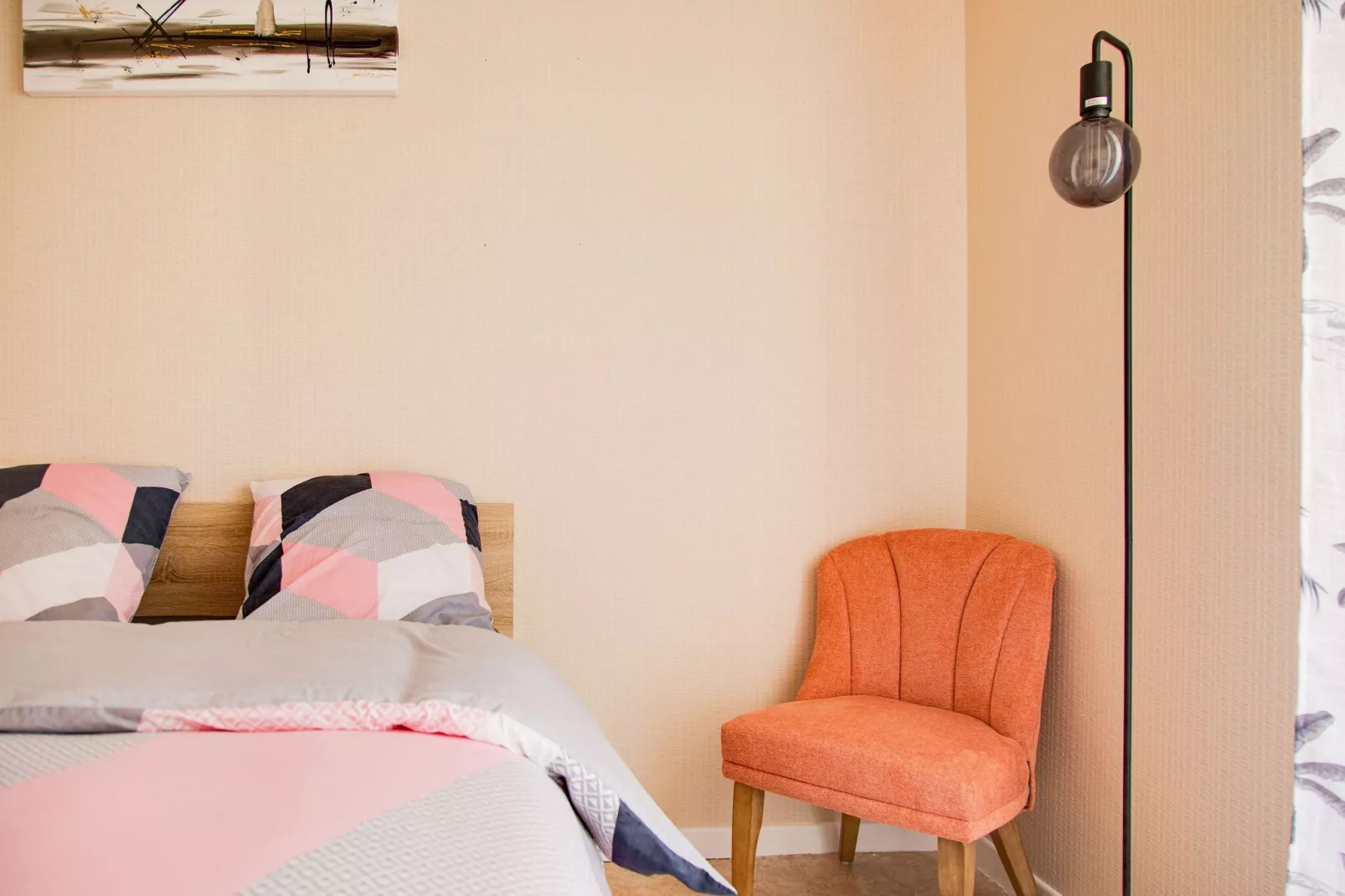 APPARTEMENT CHAUMONT / DUBOIS-Bedroom