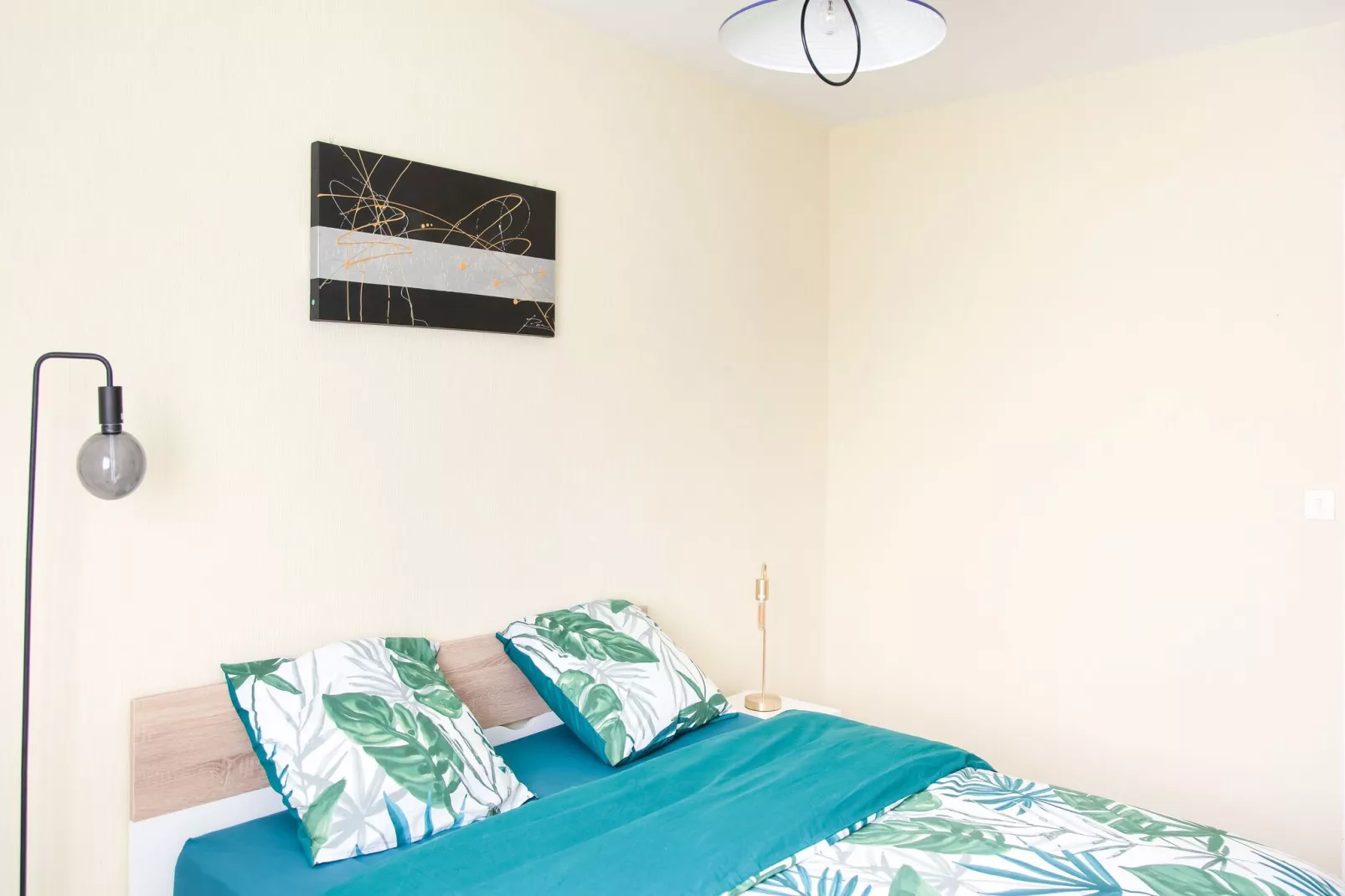 APPARTEMENT CHAUMONT / DUBOIS-Bedroom