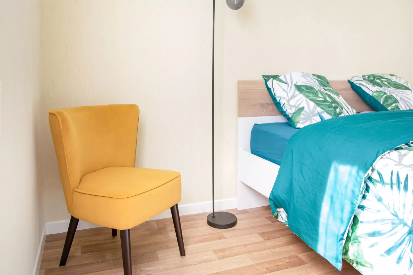 APPARTEMENT CHAUMONT / DUBOIS-Bedroom