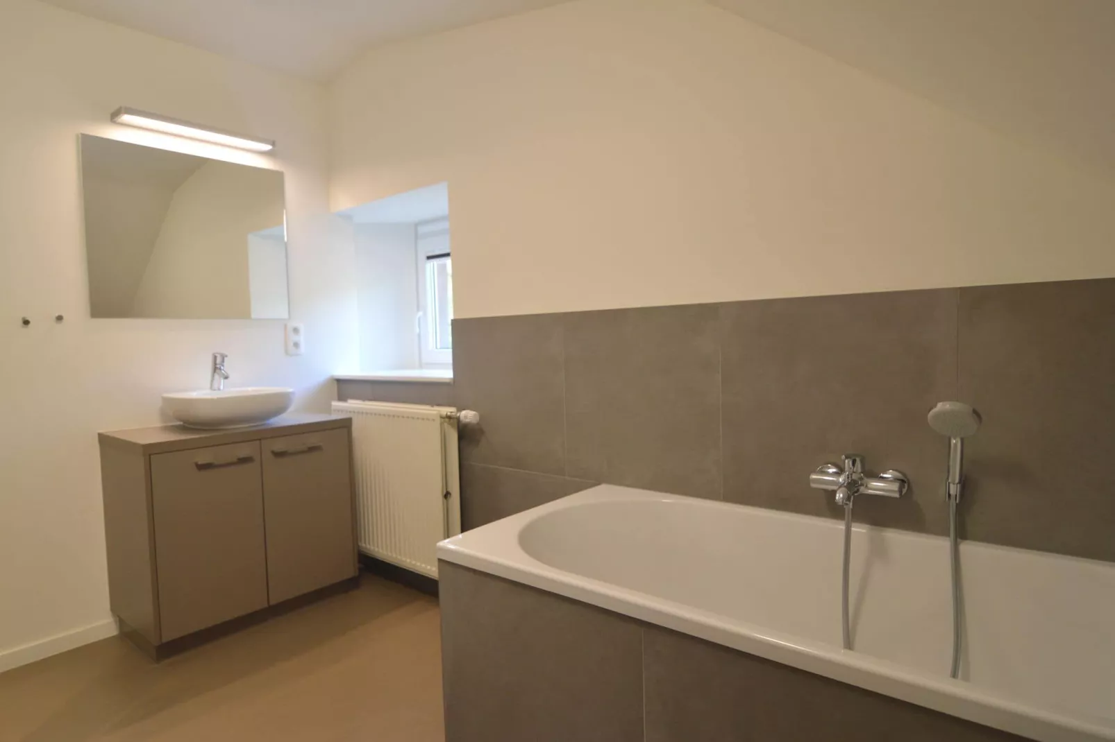 Ondenval-Bathroom