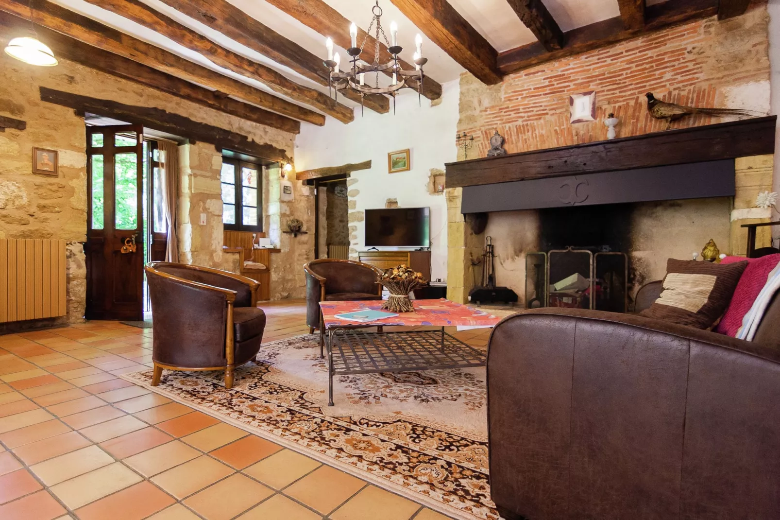 Les Raneaux 12P-Living room