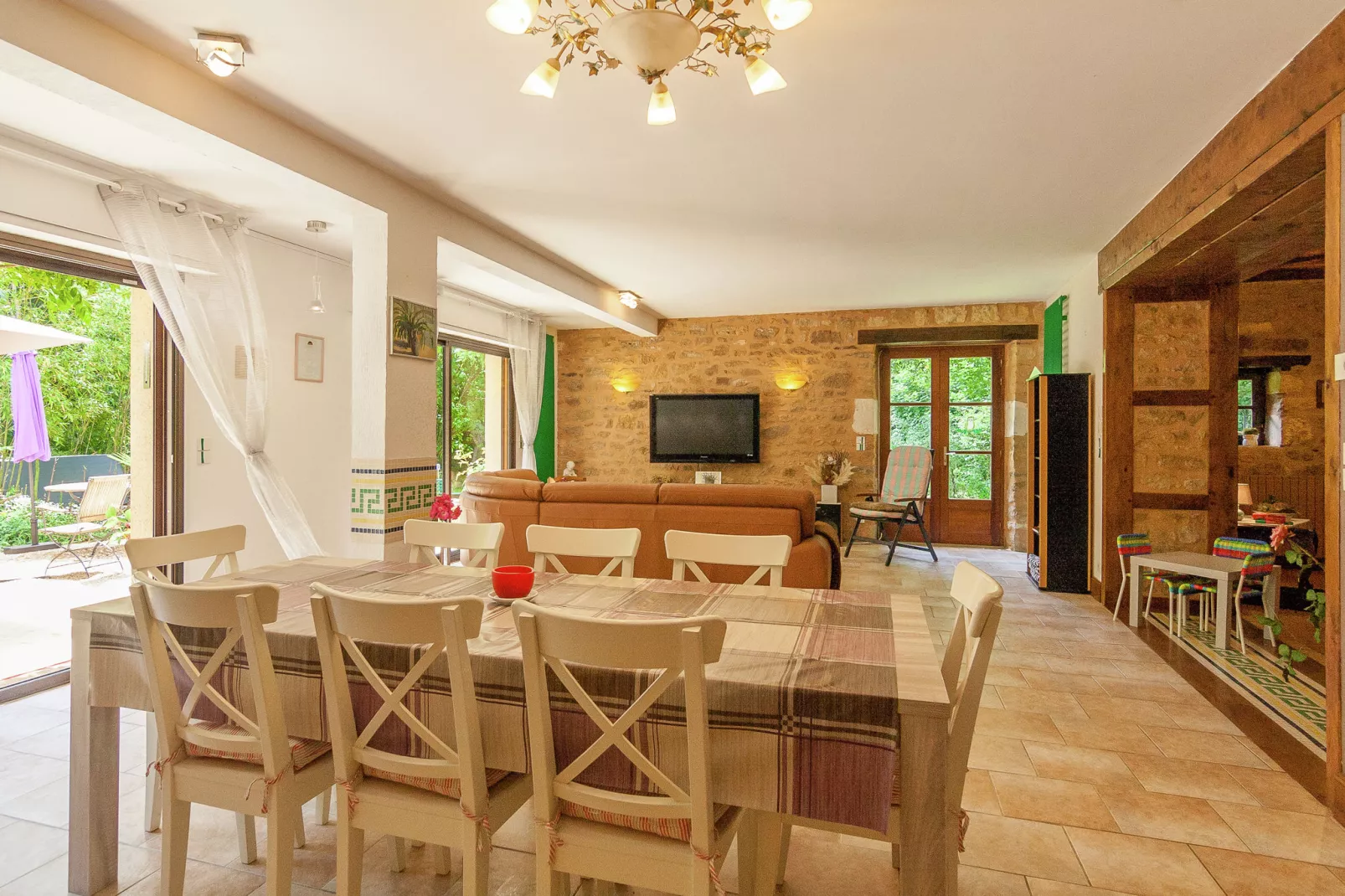 Les Raneaux 12P-Dining room