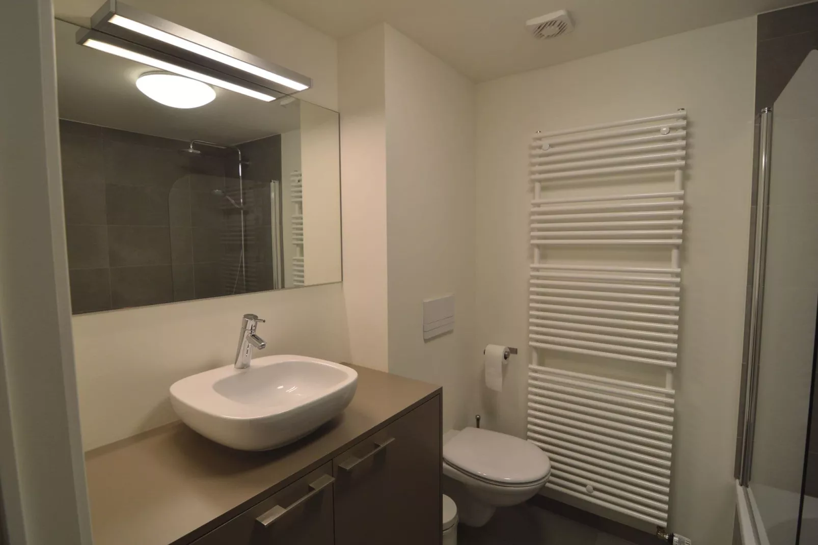 Ondenval-Bathroom