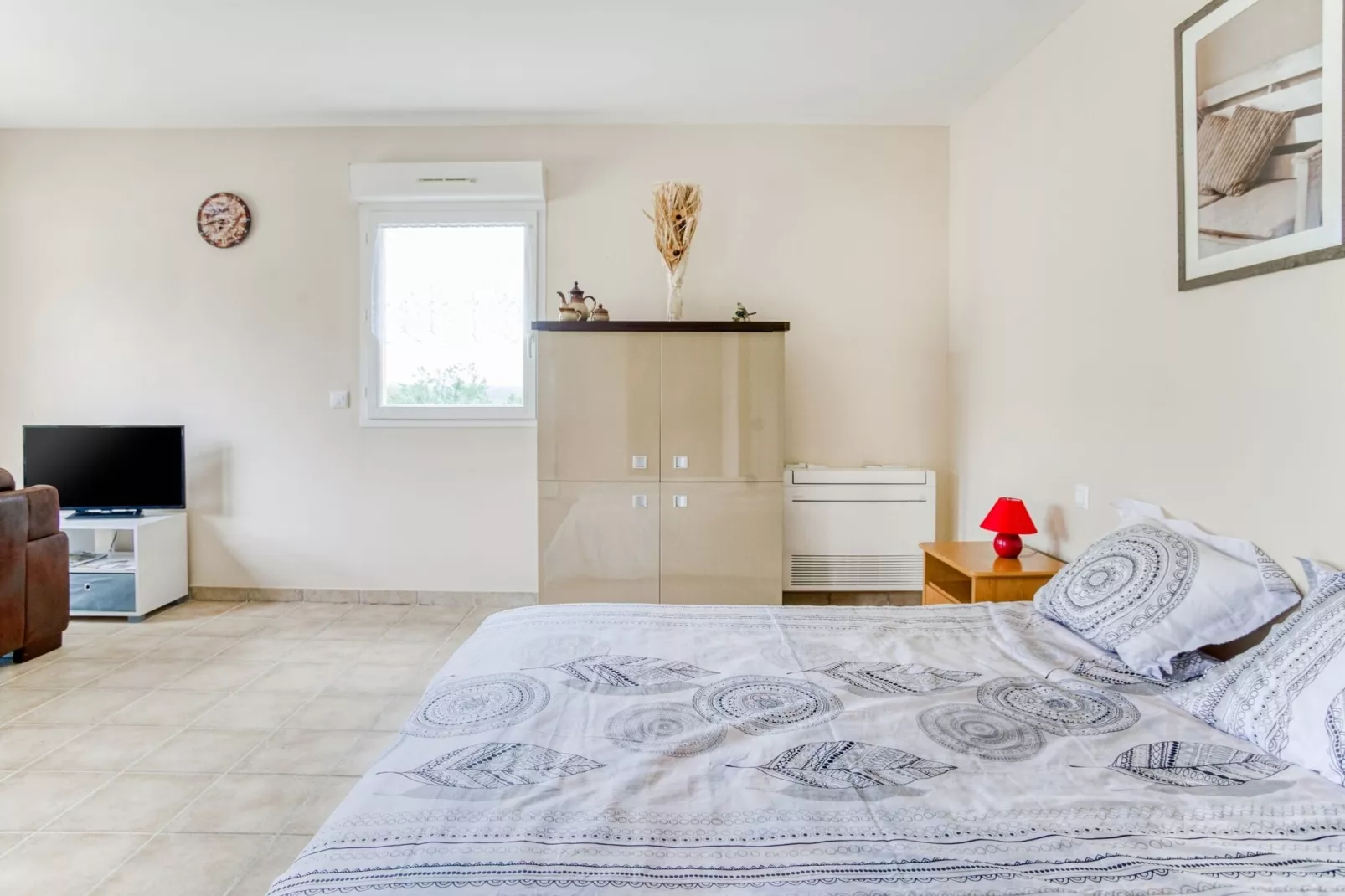 Studio 2 personnes Les Papillons-Bedroom