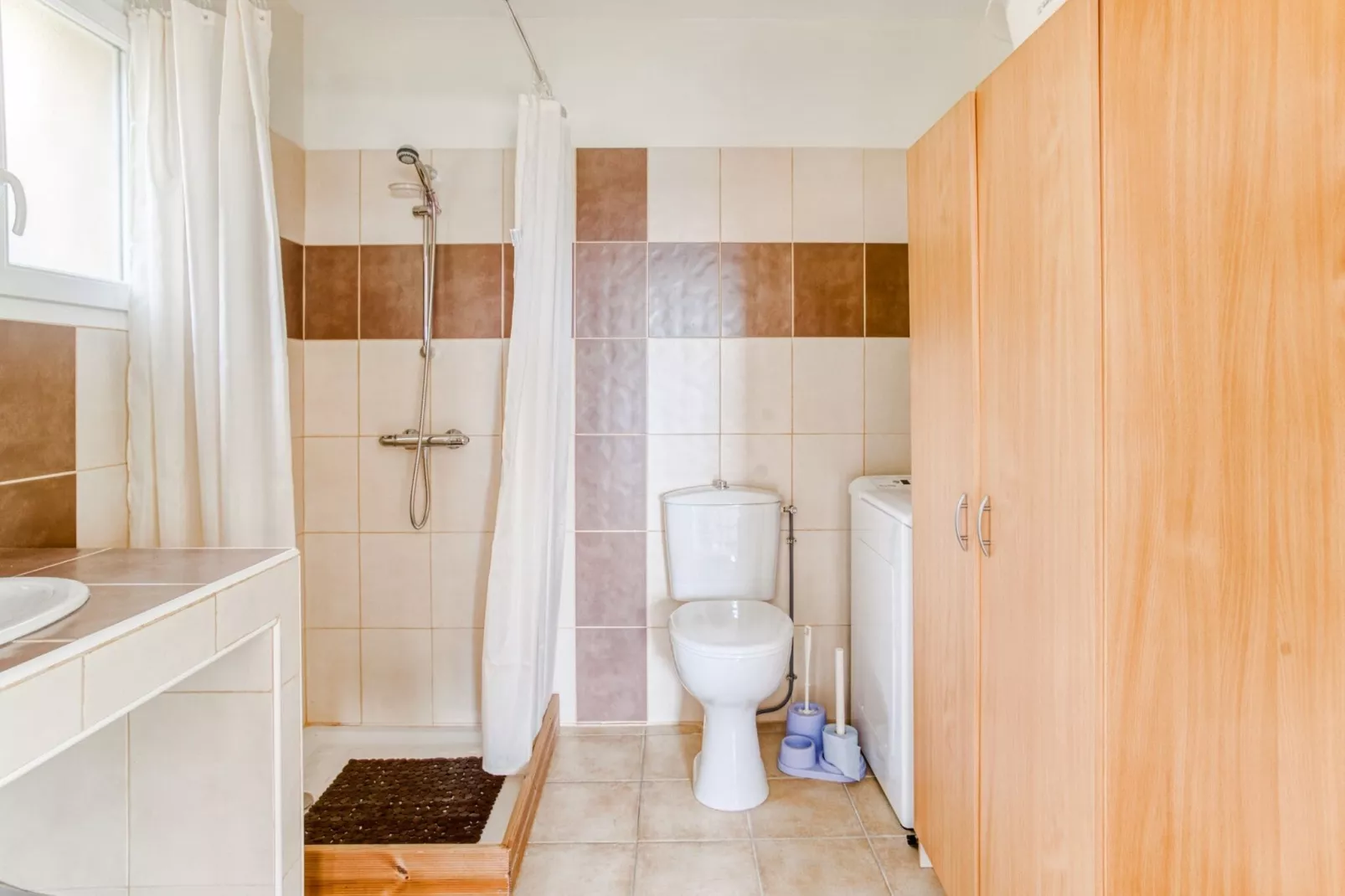 Studio 2 personnes Les Papillons-Bathroom