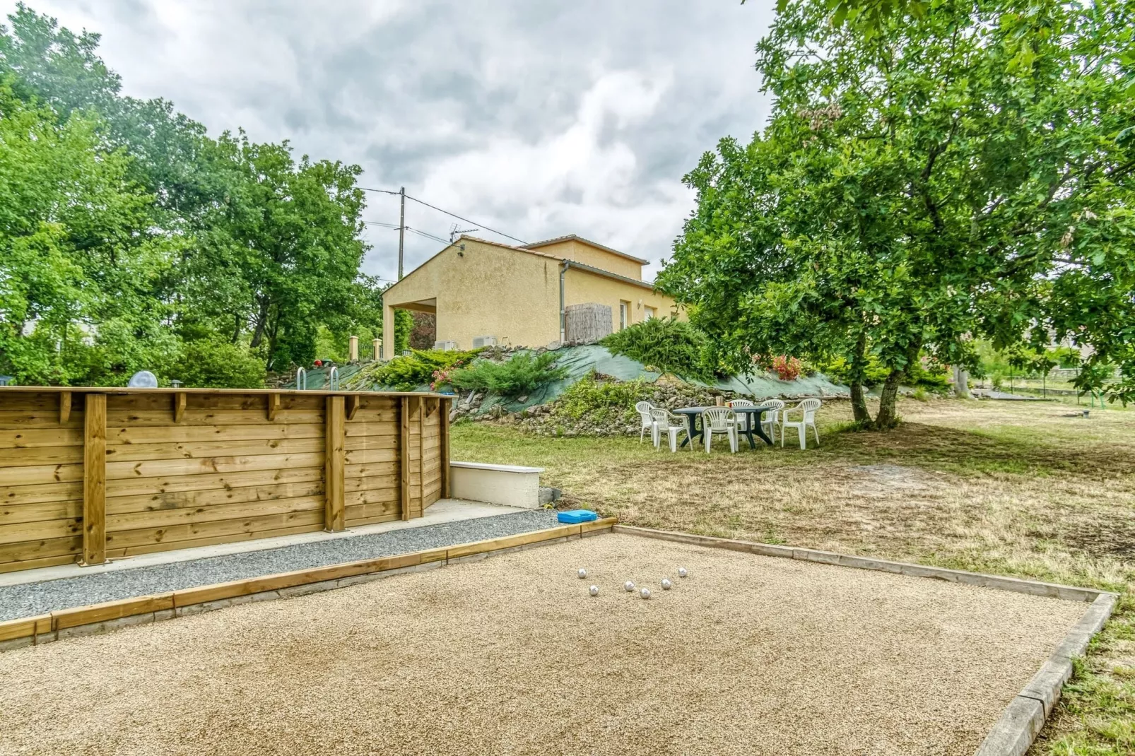 Studio 2 personnes Les Papillons-Areas summer 1km