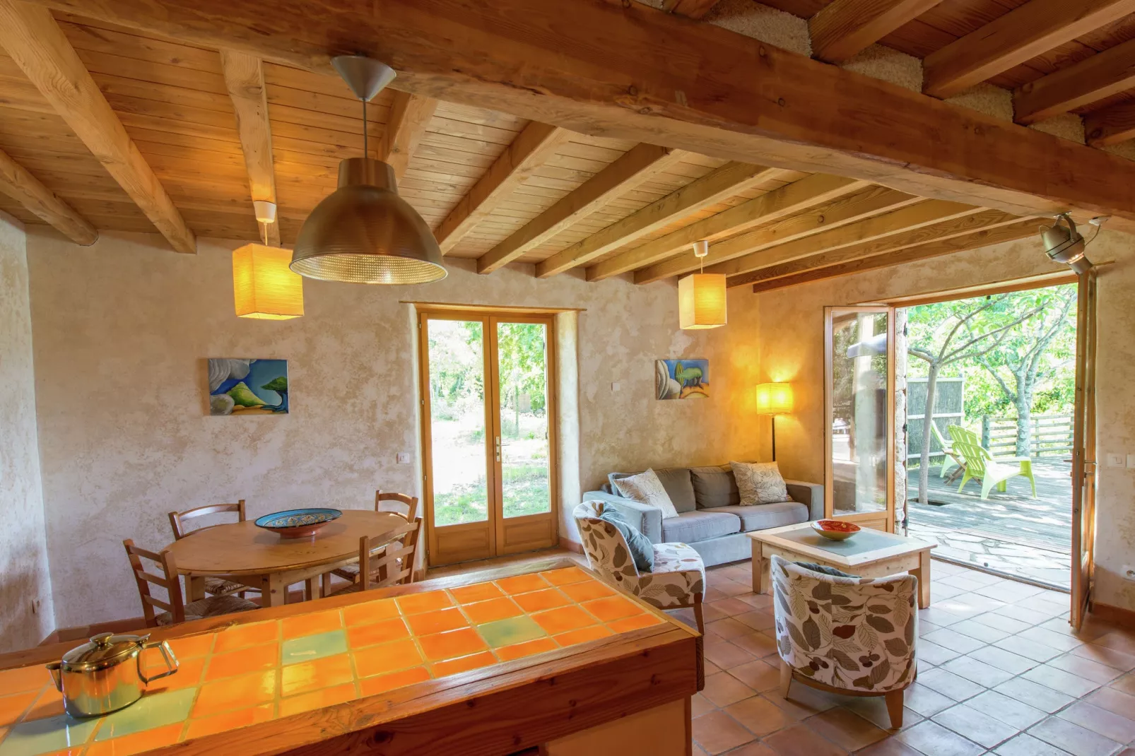 Villa 1 - St Alban-Auriolles-Dining room