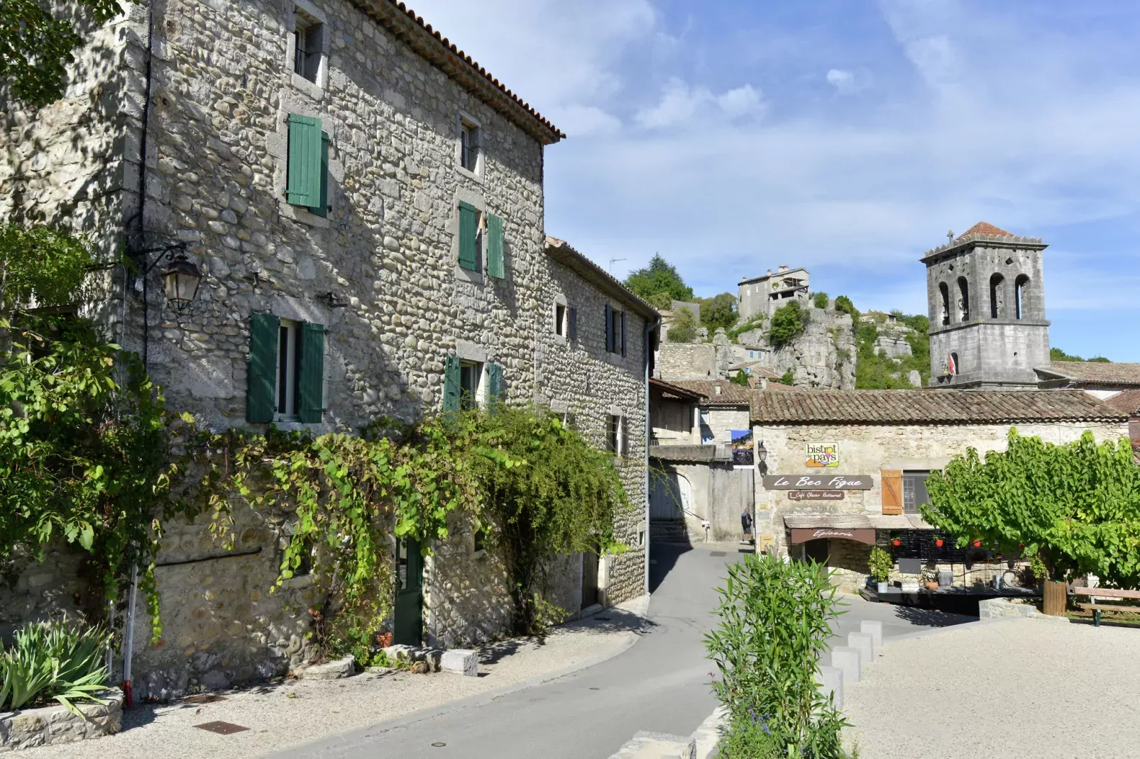 Villa 1 - St Alban-Auriolles-Areas summer 5km