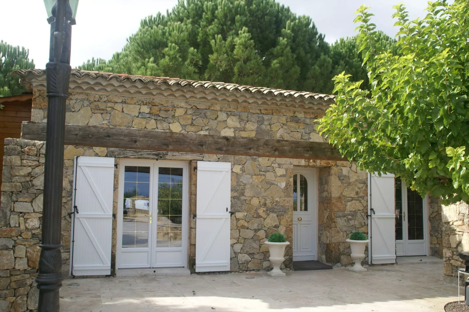 Villa Les Arcs sur Argens-Exterior summer