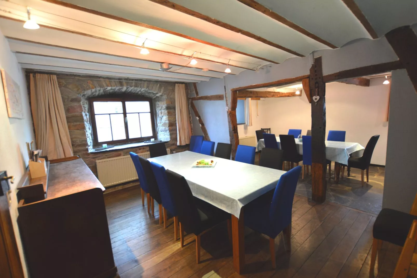 Remonval-Dining room