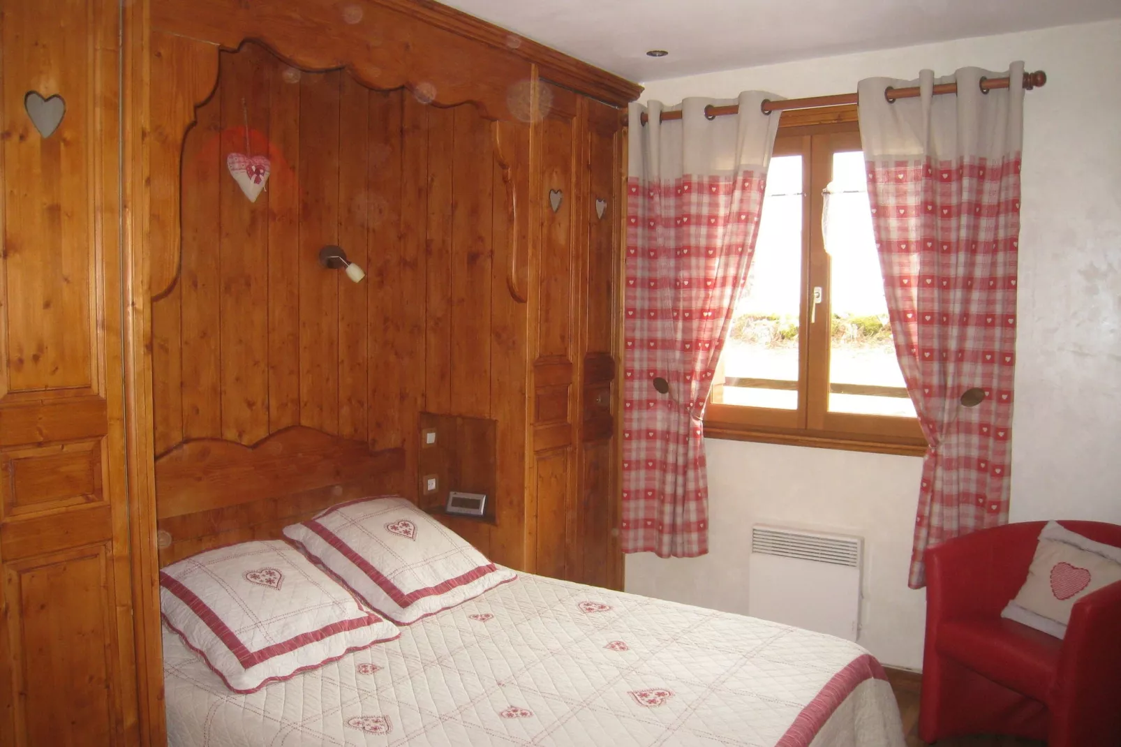 A l'Orée des Bois-Bedroom