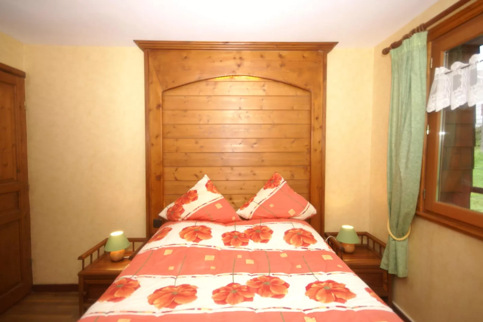 A l'Orée des Bois-Bedroom