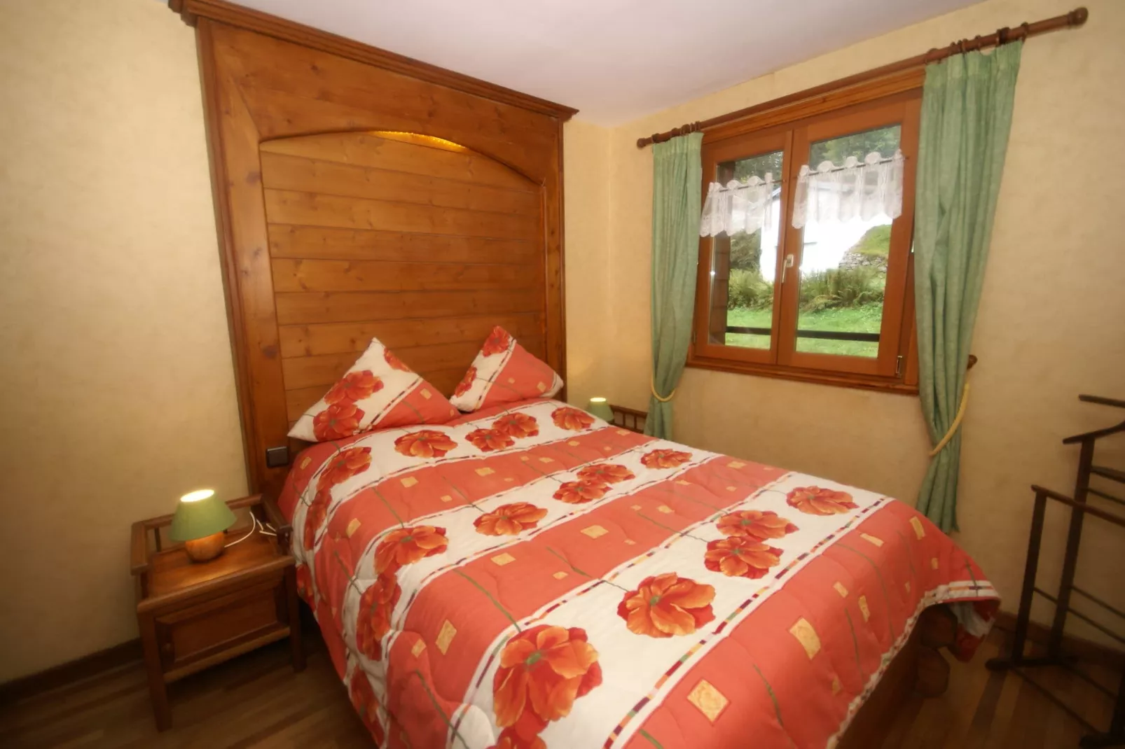 A l'Orée des Bois-Bedroom