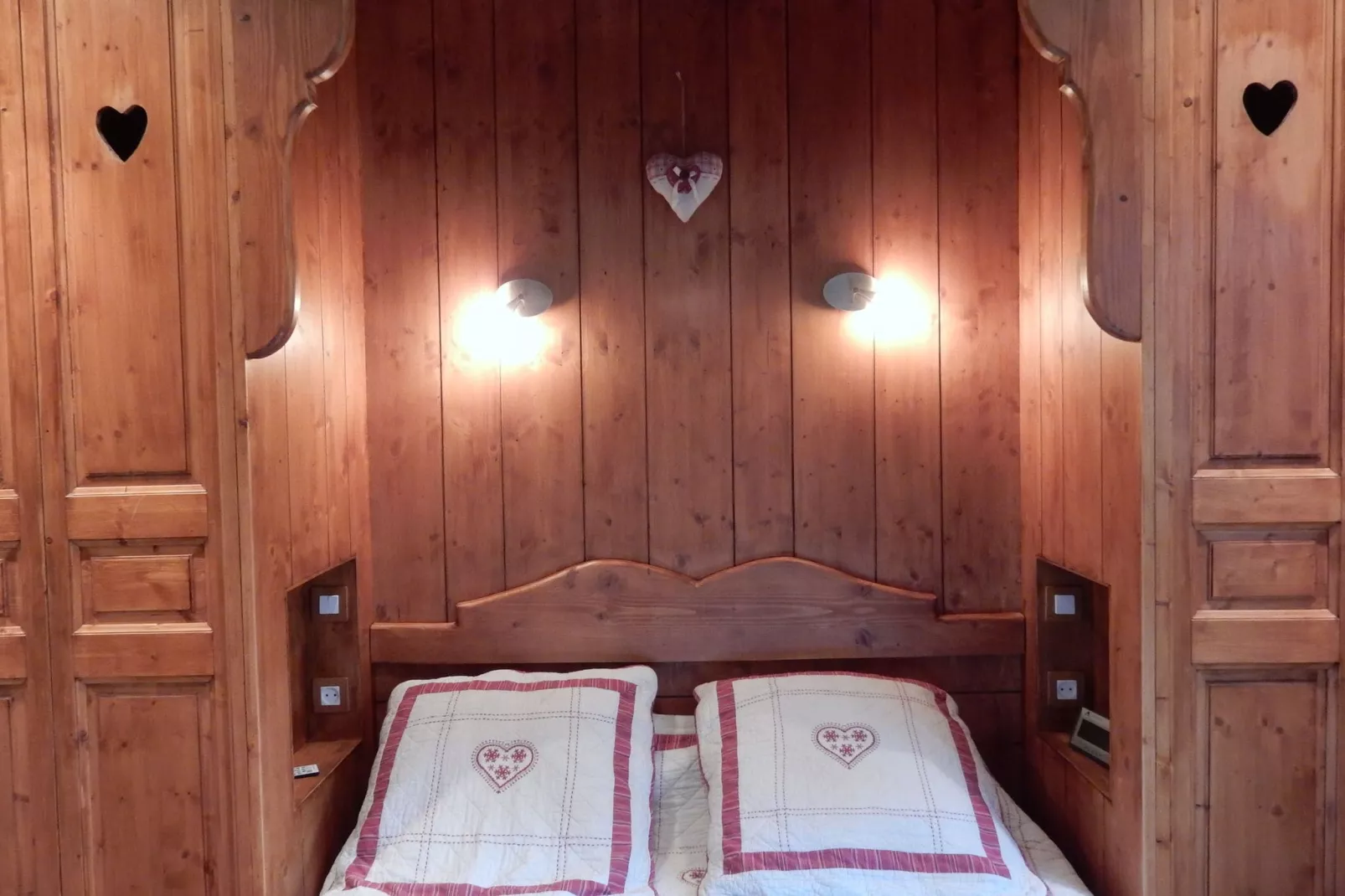 A l'Orée des Bois-Bedroom
