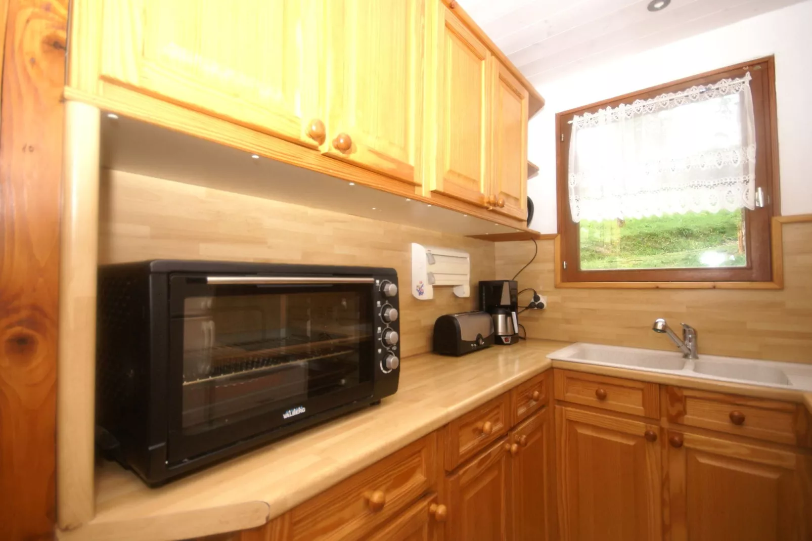 Ronds Chetys-Kitchen
