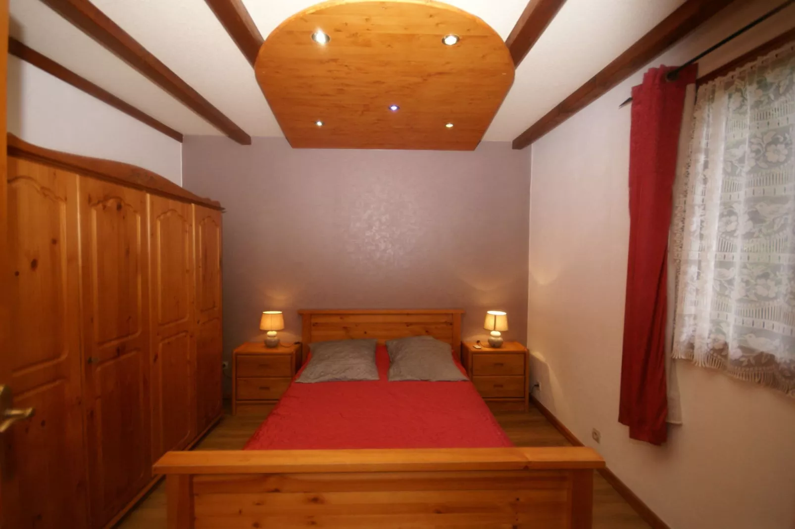 Ronds Chetys-Bedroom