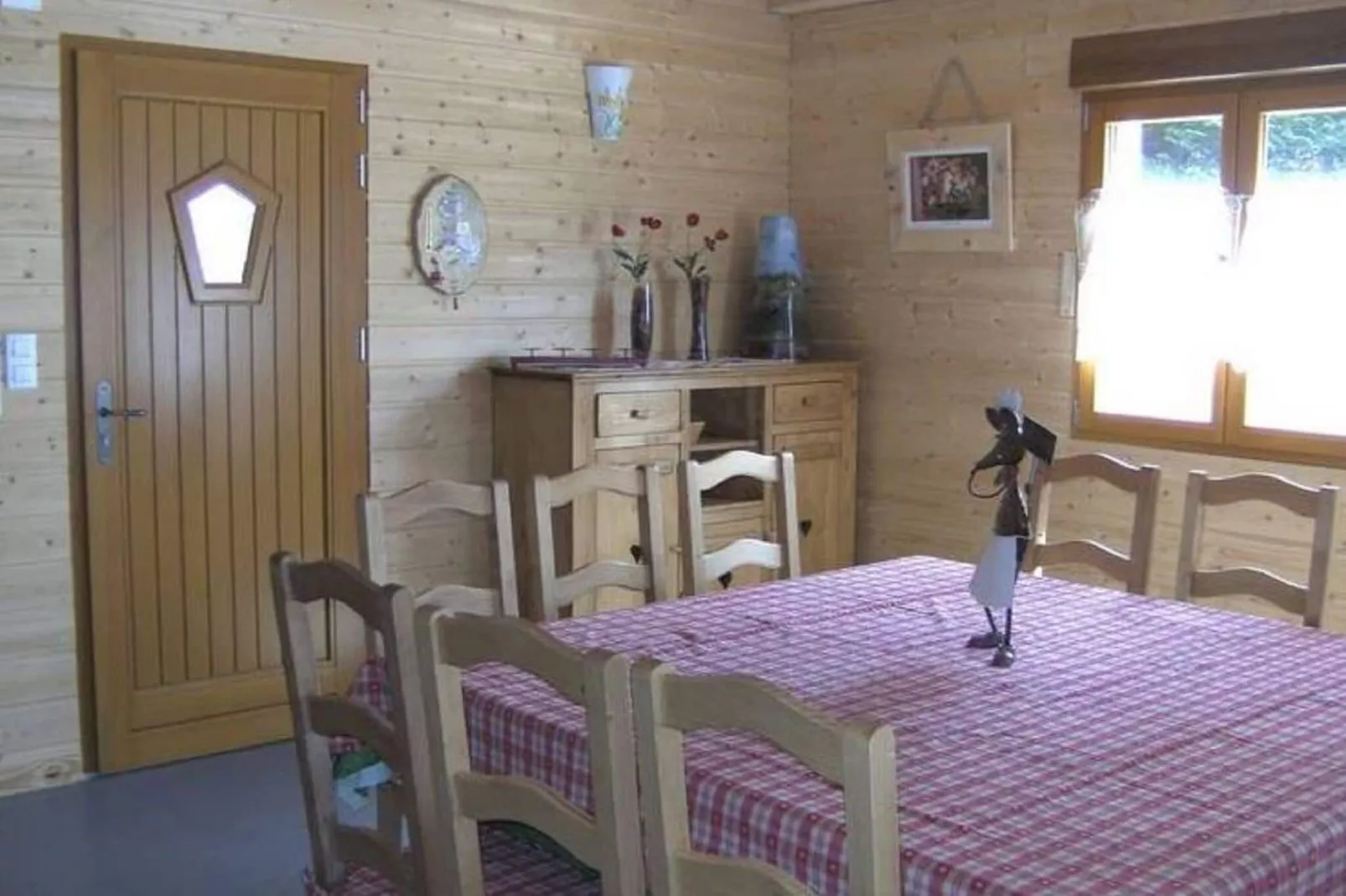 Chalet de montagne-Salle à manger