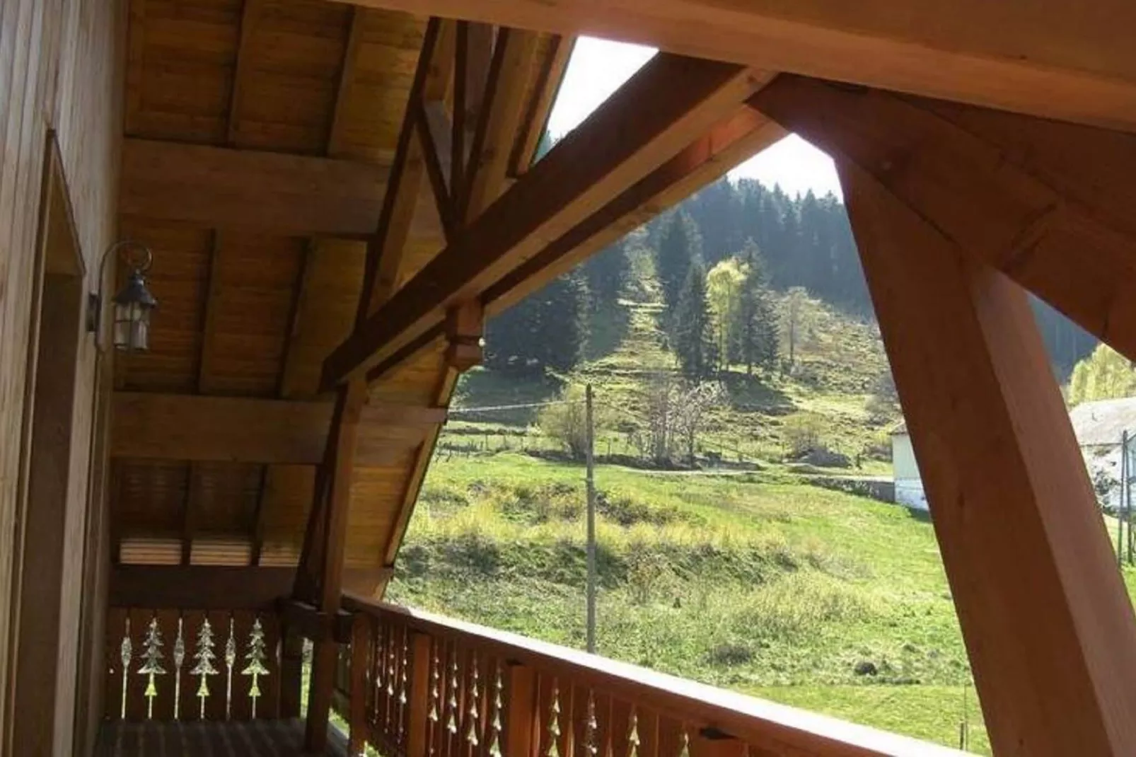 Chalet de montagne-Vue d'été