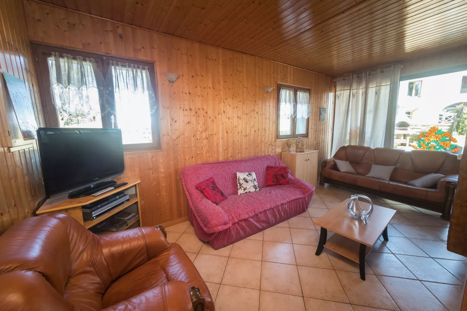 Le Dropt-Living room