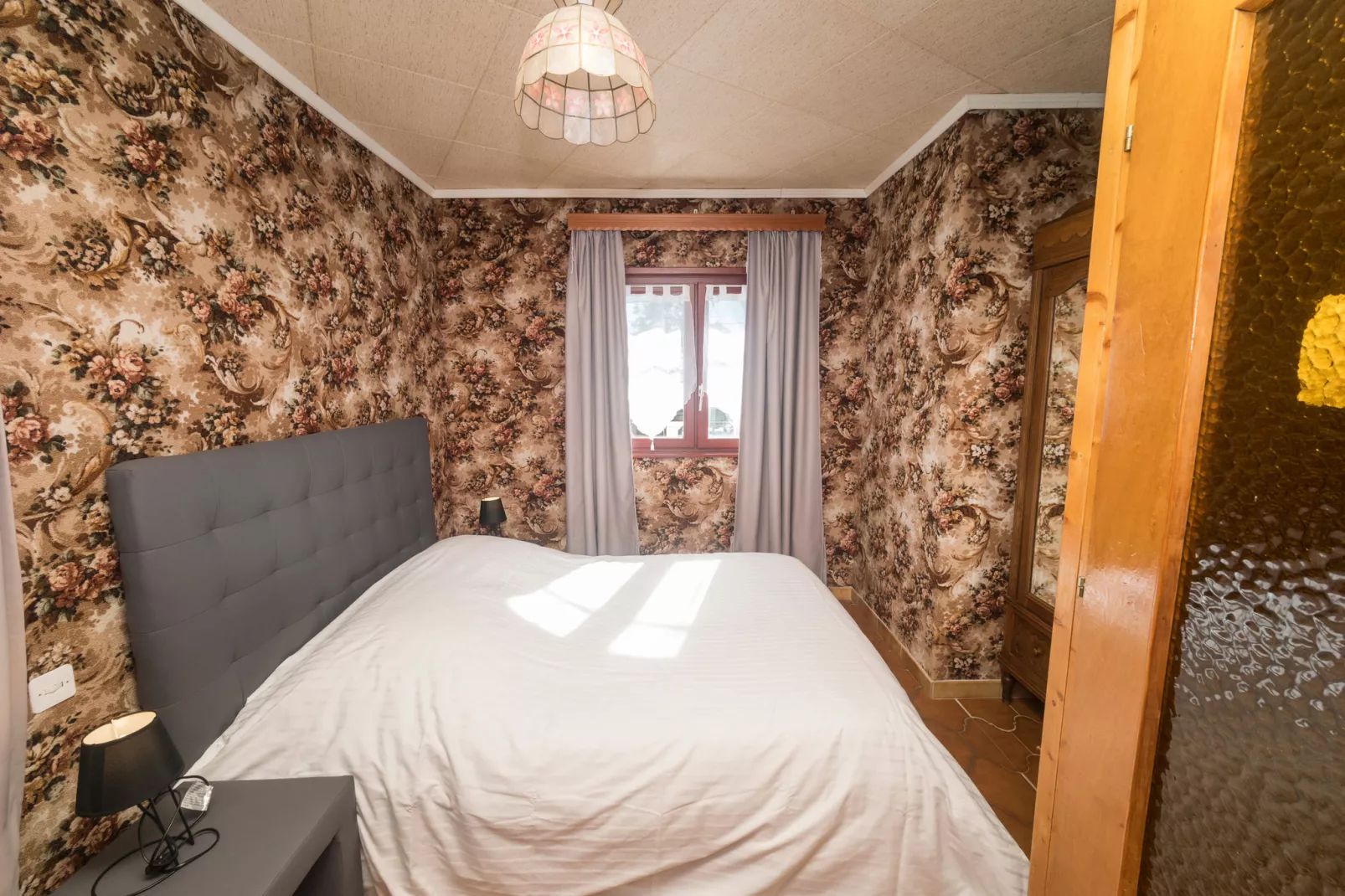 Le Dropt-Bedroom