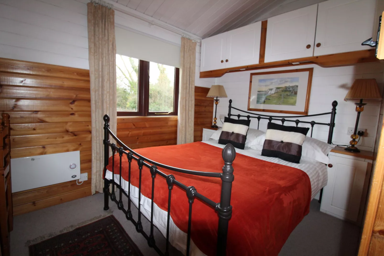 Five Waterings-Bedroom
