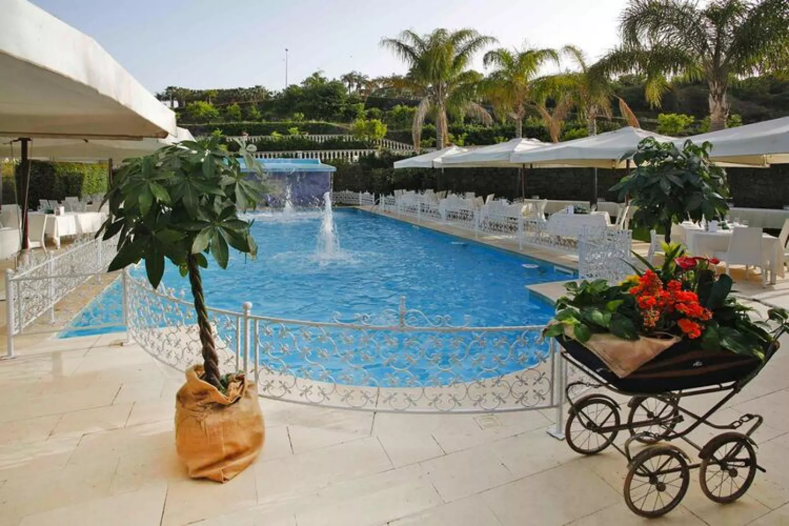 Reihenbungalows Santa VenerinaTerra di Venera Guest House-Piscine