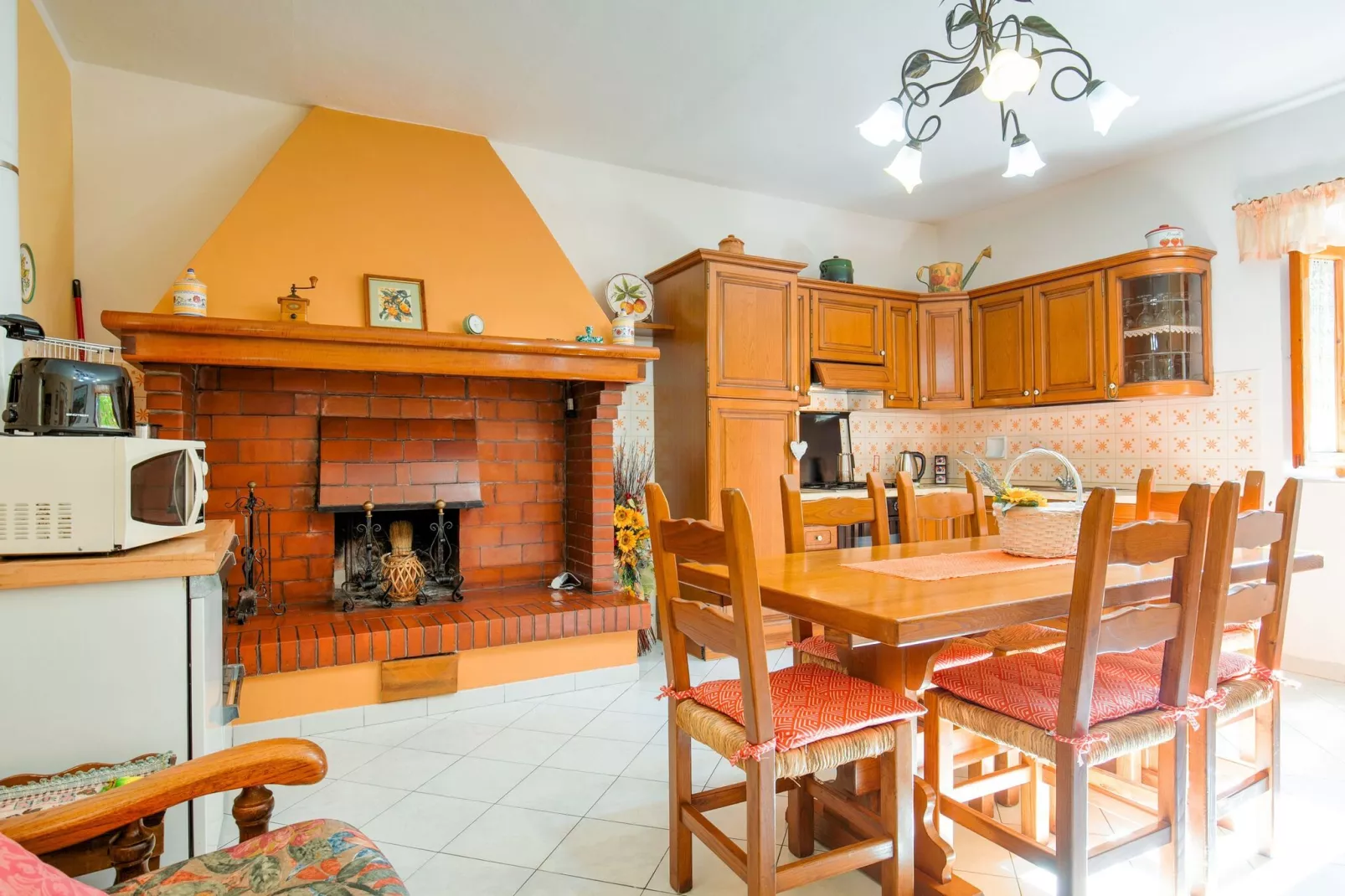 La Casa dei Nonni-Dining room