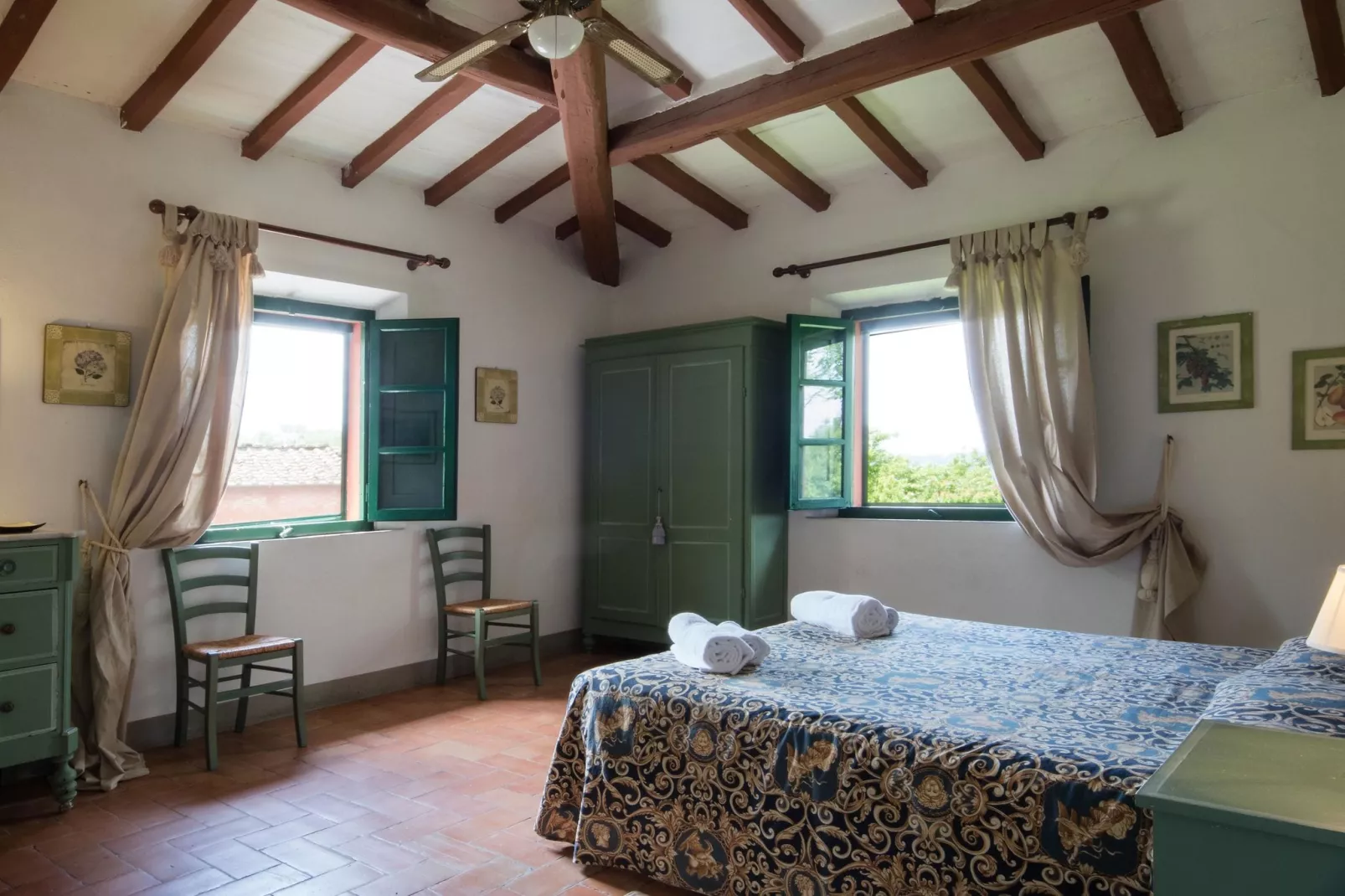 Sole e Luna-Bedroom
