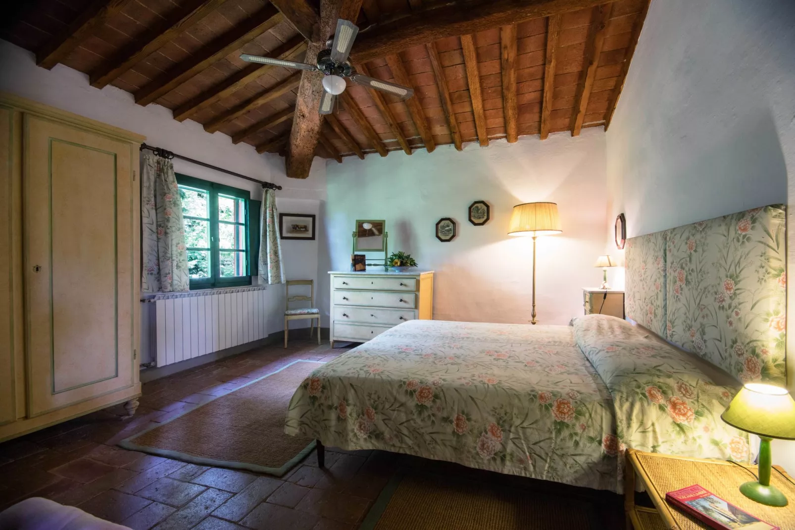 Sole e Luna-Bedroom