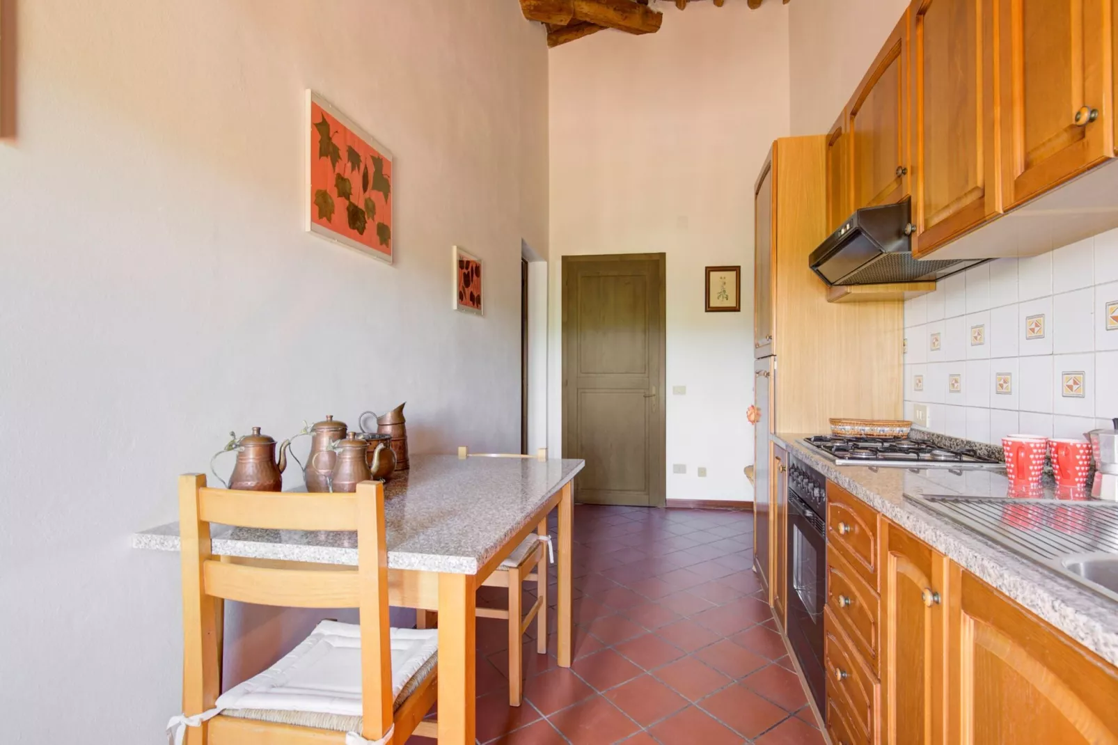 Pervinca-Dining room