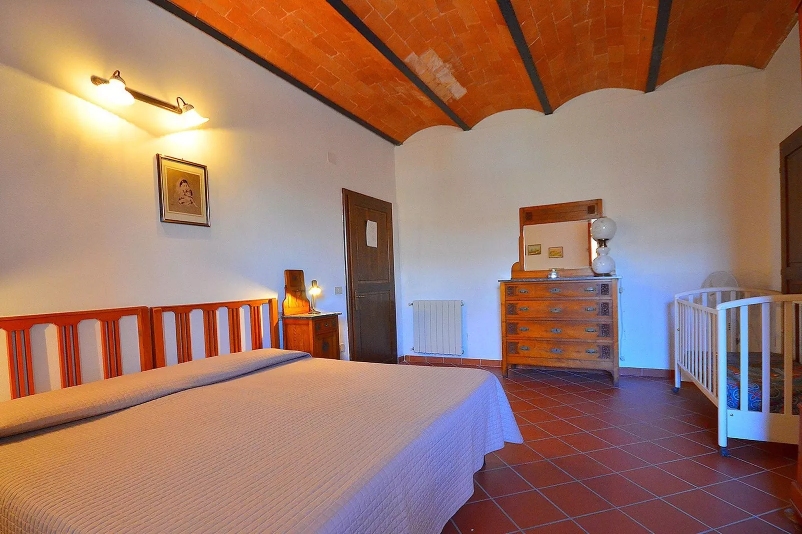 Edera-Bedroom