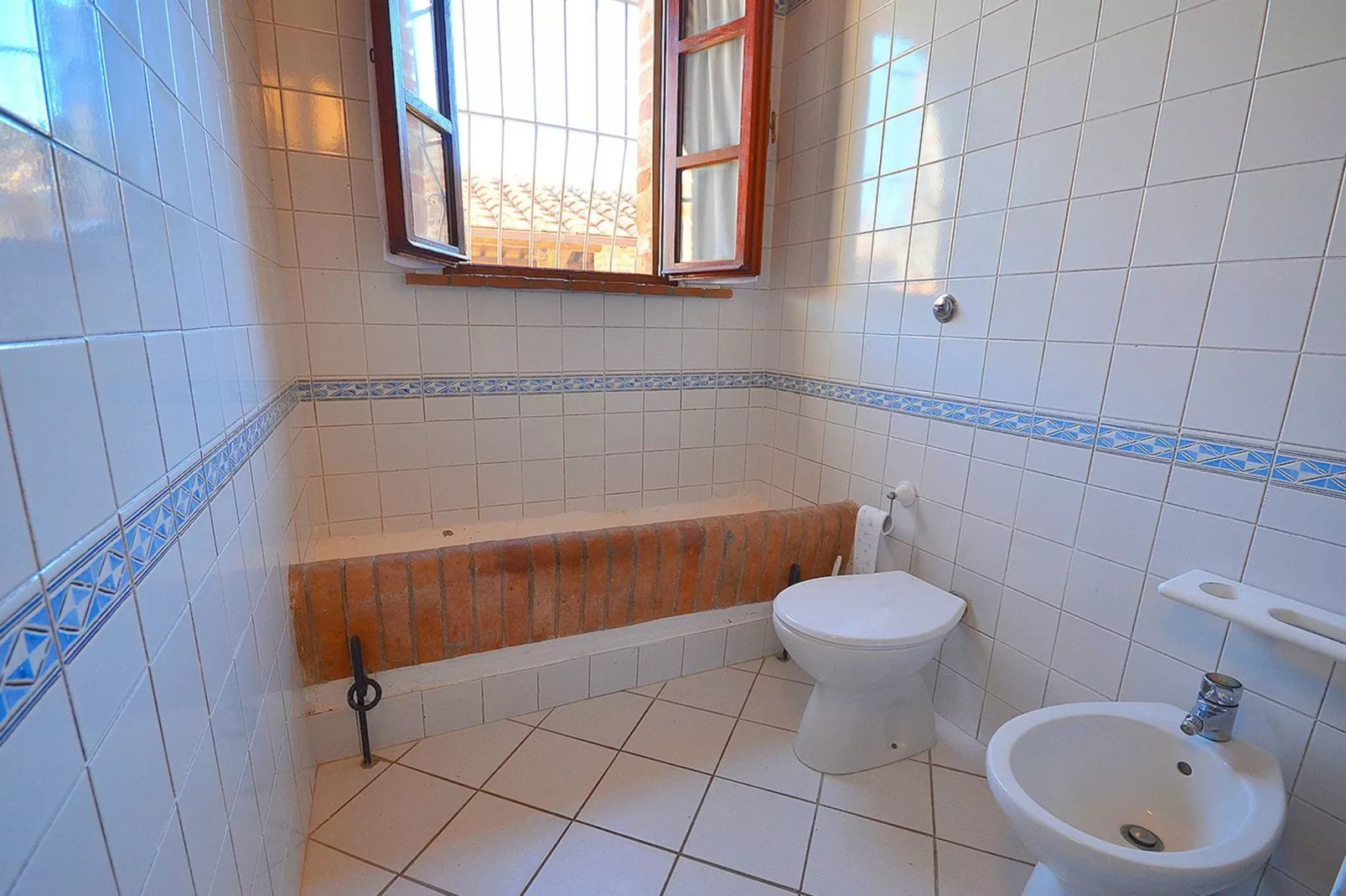 Edera-Bathroom