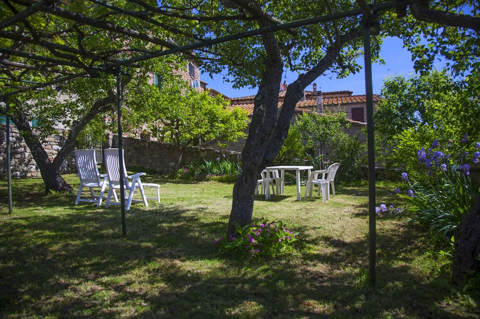 Cennini-Gardens summer